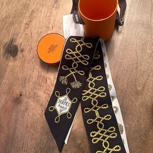 Hermès Paris Black and Gold Twilly Scarf
